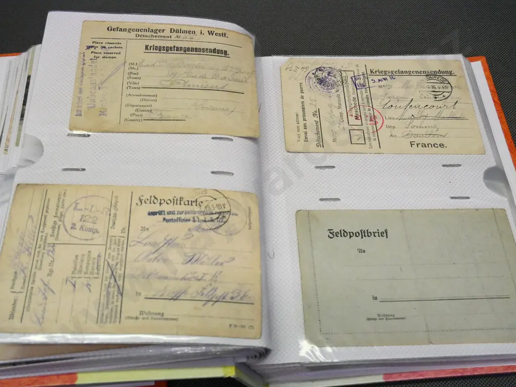 2 album of postcards - early French and some German WWI-era, 200+ cards in total Image 1++