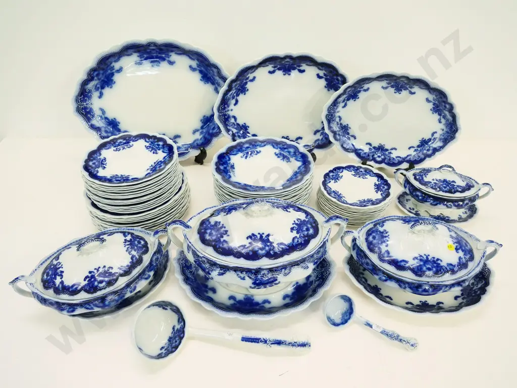 large collection of Johnsons Oregon flow-blue dinnerware incl. 4 tureens, 2 ladles, 3 ashetts - small chips to 3 plates Image 1++