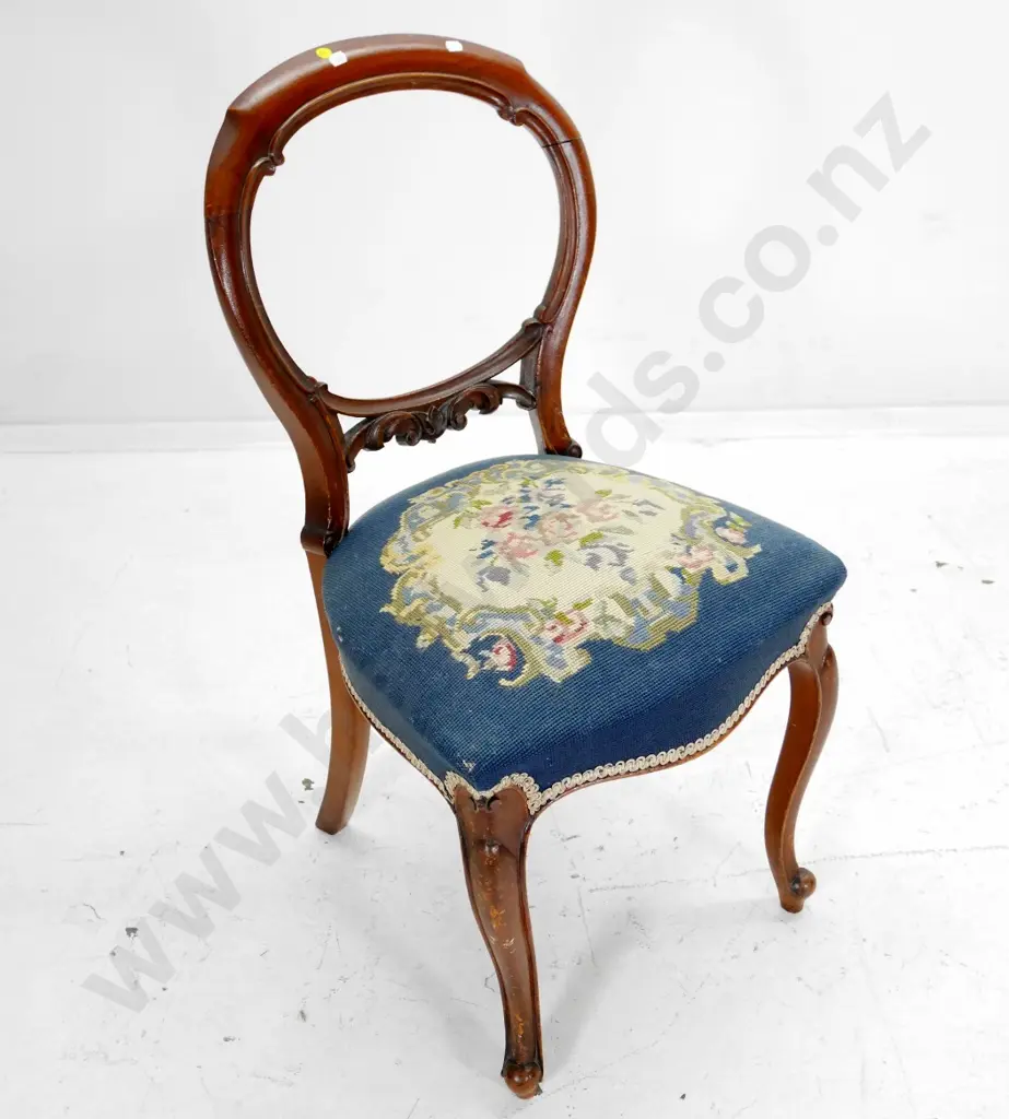 Victorian mahogany balloon-back dining chair with tapestry seat, a bit of looseness in joints H890 W460 D450 Image 1++
