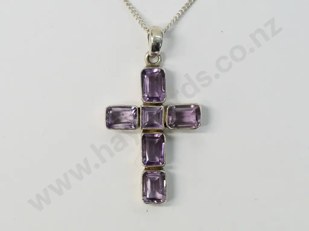 silver & amethyst crucifix pendant stamped 925 Image 1++