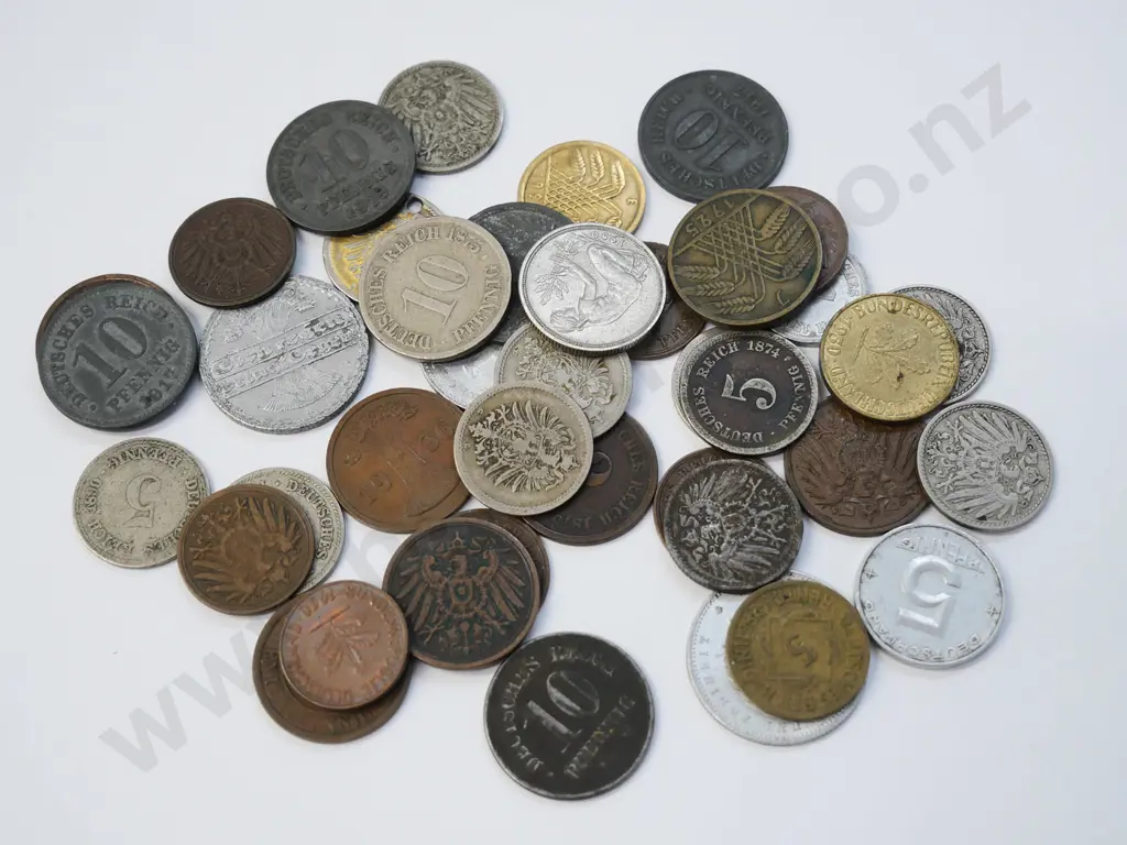 assorted coins - German, 1874 to 1921, 1 to 50 Reichspfennig denominations Image 1++