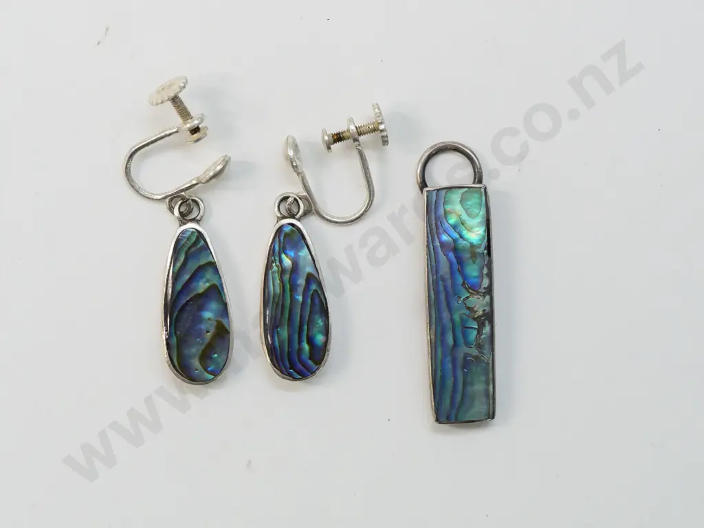 pair of paua shell screw on earrings stamped stg & paua shell pendant no chain, no mark Image 1++