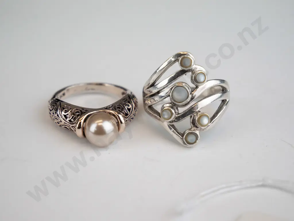silver cz & amethyst ring {bit out of shape] & pair of earrings with teddy bears Image 1++