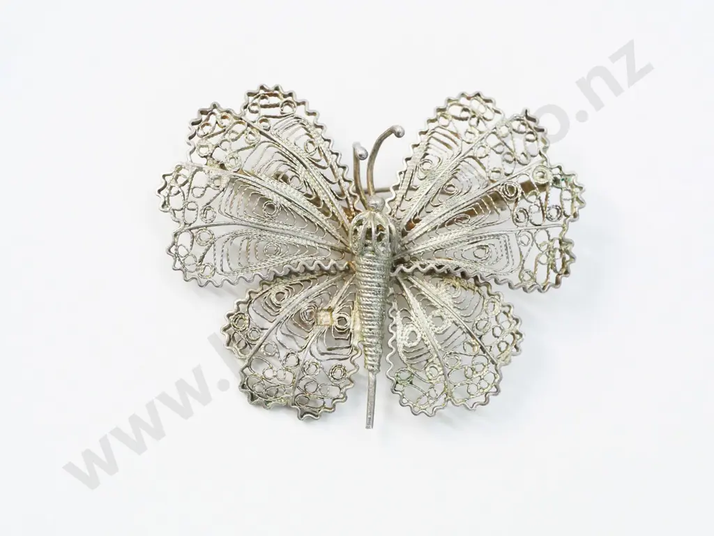 filagree leaf bracelet & filagree butterfly brooch Image 1++