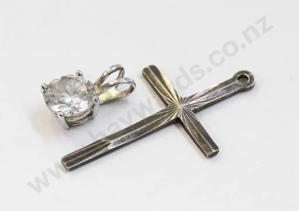 silver cz pendant stamped 925 - no chain & silver cross pendant stamped silver - no chain Image 1++