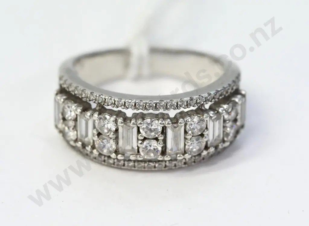 silver cz dress ring stamped 925 Image 1++