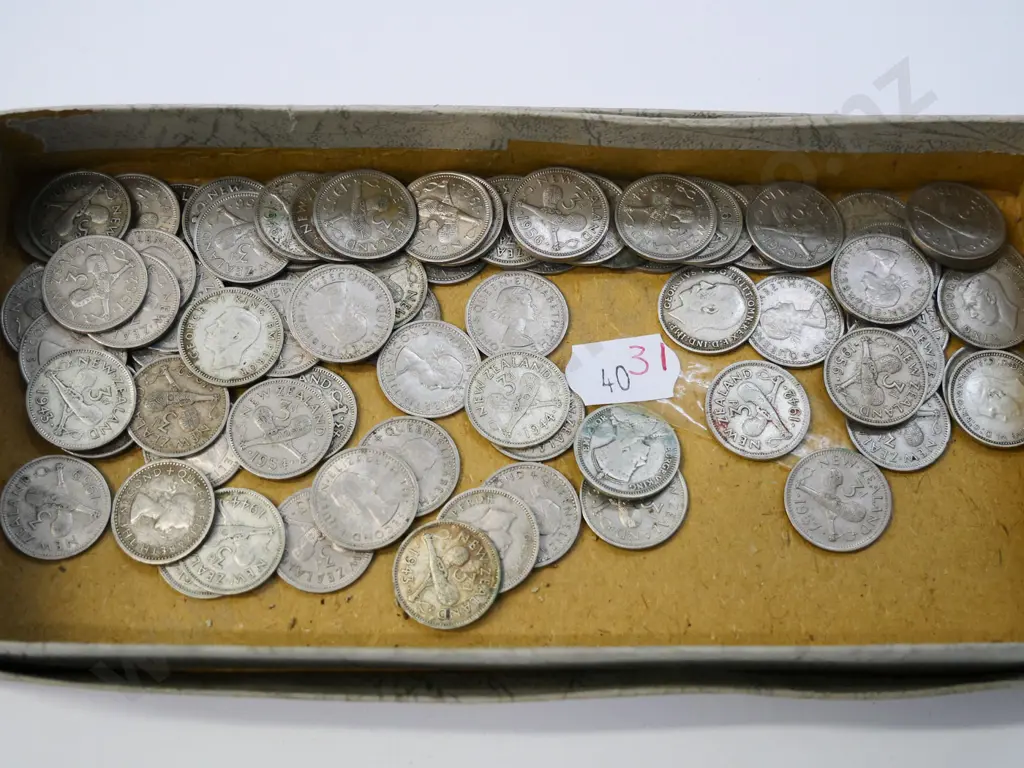 numerous qty of 3d coins - 1930s-1960s Image 1++