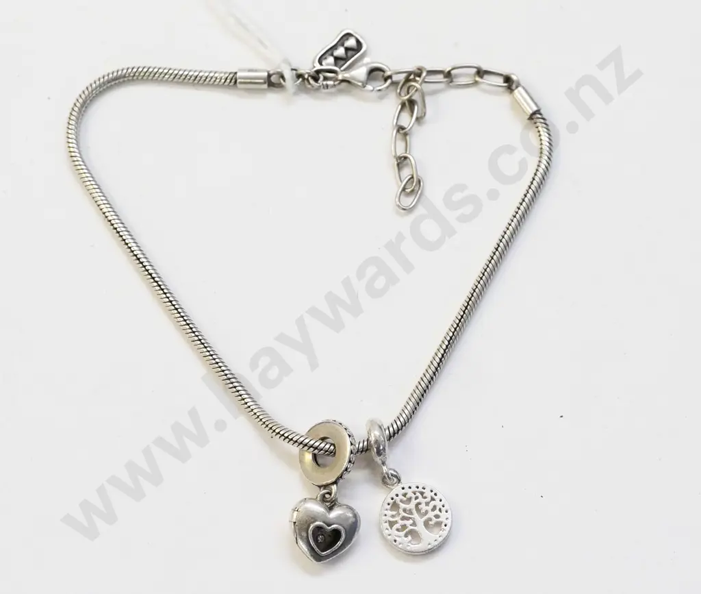 Pandora bracelet stamped 925 Image 1++