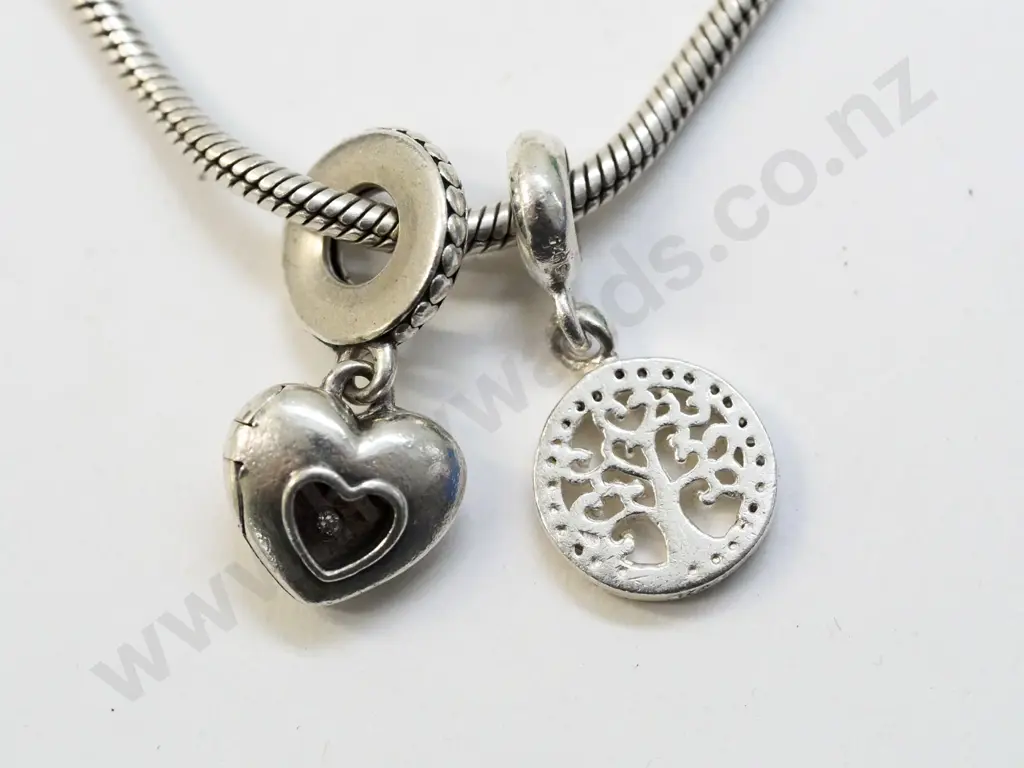 Pandora bracelet stamped 925 Image 1++