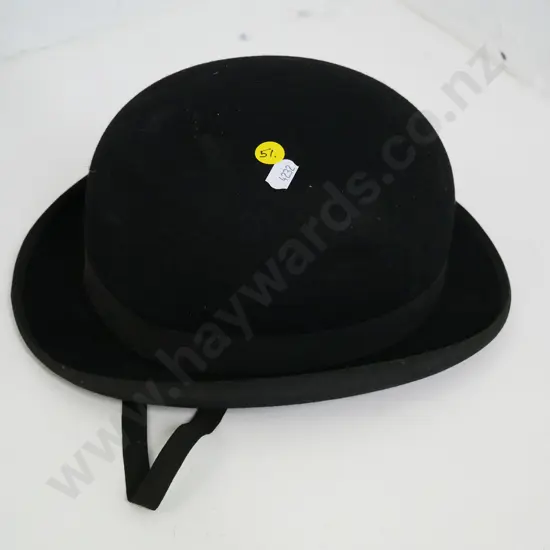equestrian bowler hat (no markings, small-medium-ish) some wear to ribbon