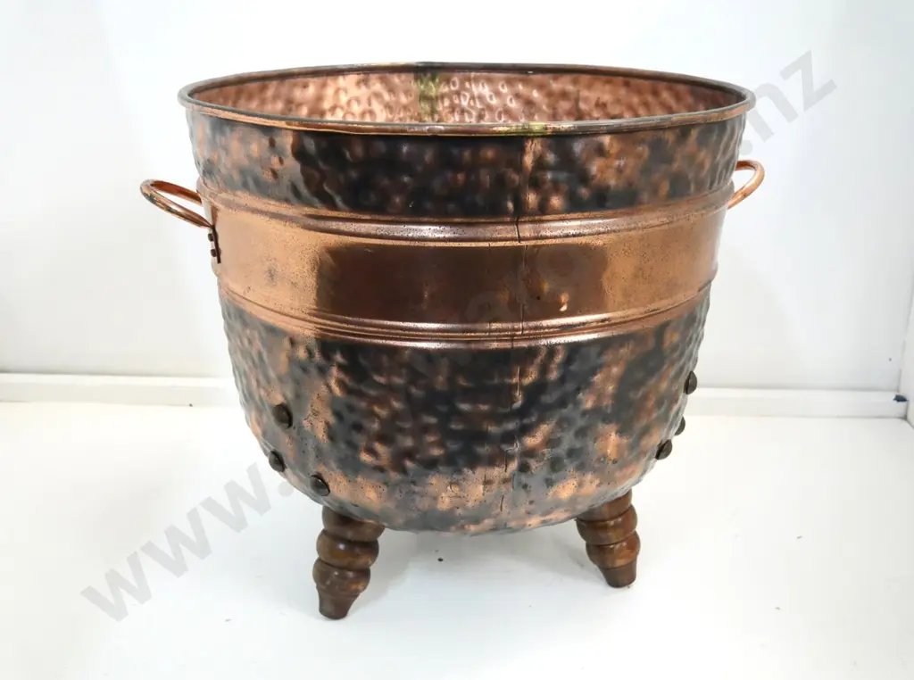 beaten copper double handled wood bin on turned wooden feet H-480 Diam490 Image 1++
