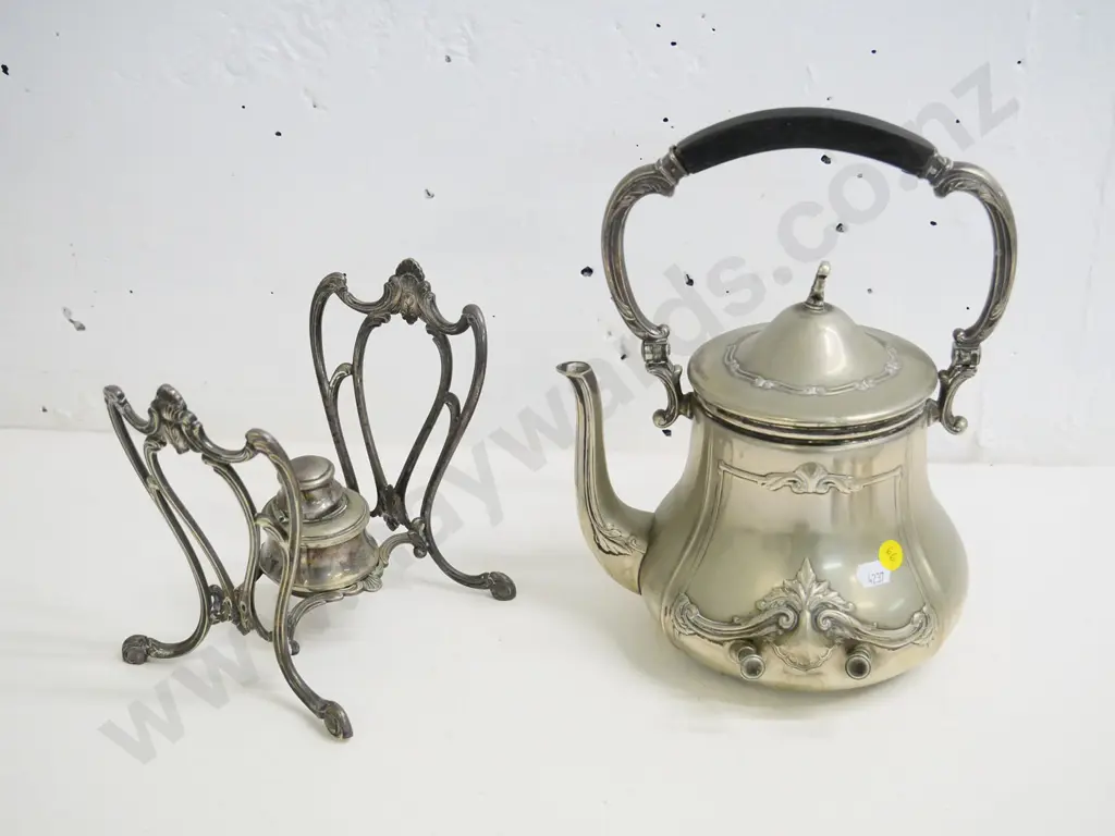 vintage spirit kettle with stand and burner- most silver plating has worn off. H-400 L-200 Image 1++