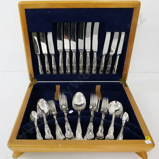 wooden canteen of plated William Page & Partners cutlery - 6 place w/ serving spoons, some fittings removed, scuffs