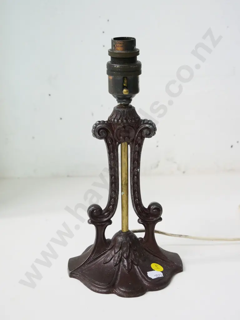 deco style cast metal bronze finish table lamp base H-260 Image 1++