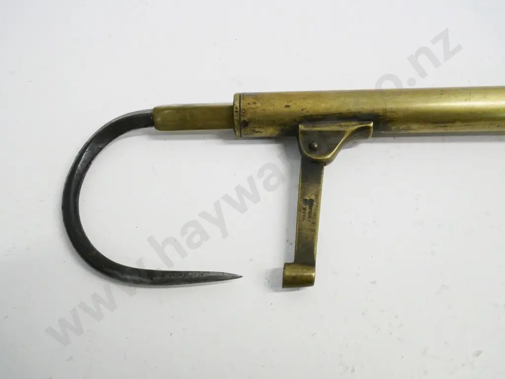 brass collapsible fishing gaff with wood handle - made in England. L-410 Image 1++