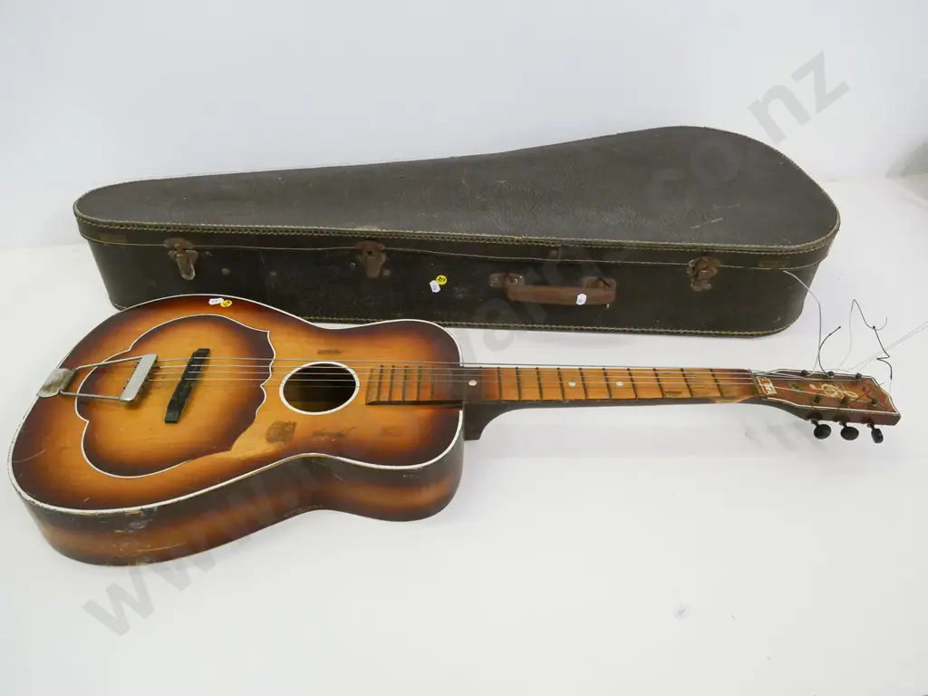 vintage Gallo Gallotone Champion acoustic guitar with case - small dents, wear and tear, small chip to nut Image 1++