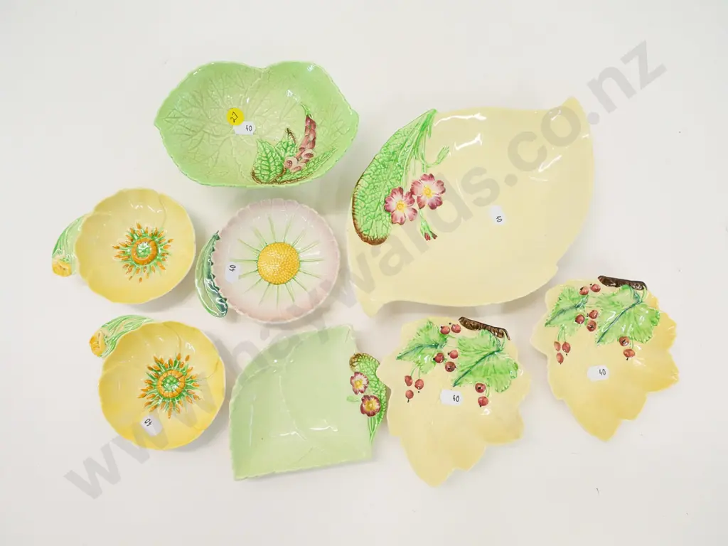 8 Carlton Ware dishes - primula,foxglove, black currant, etc. - laargest primula dish L-240 W-160 Image 1++