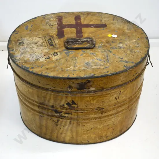 large vintage oval travelling hat tin with faux wood-grain finish - wear and paint loss H-300 L-460 W-380