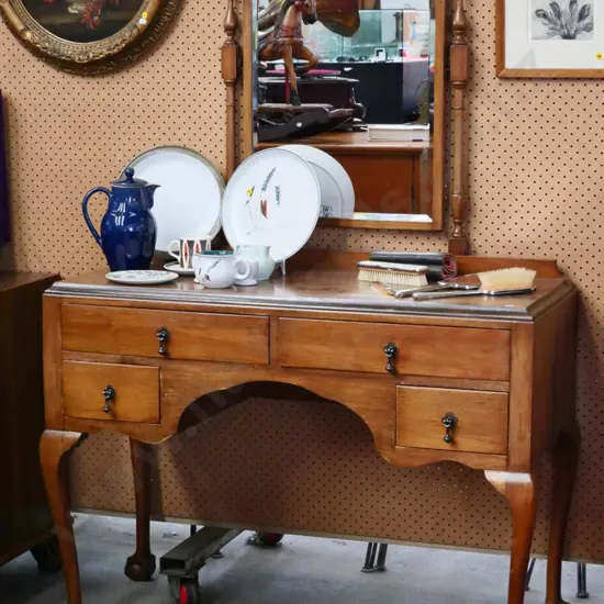 beech kneehole dressing table with bevelled mirror, ball & claw feet - split on each end, finish needs attn H1540 W1025