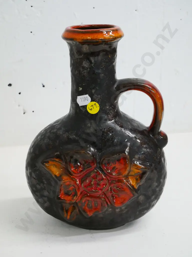 German pottery ewer vase H-245 Image 1++