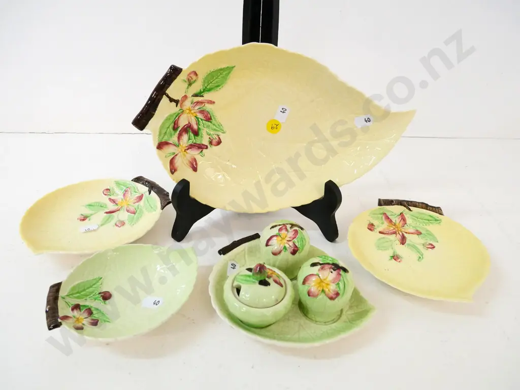 5 pieces of Carlton Ware dogwood pattern including condiment set - largest dish L-250 W-150 Image 1++