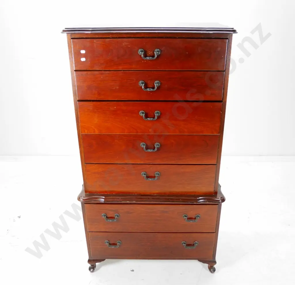 reproduction mahogany 7-drawer cab-leg waisted chest H1300 W720  D400 Image 1++