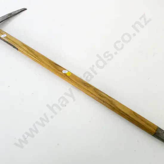 vintage Italian Interalp mountaineering ice axe -  L-800