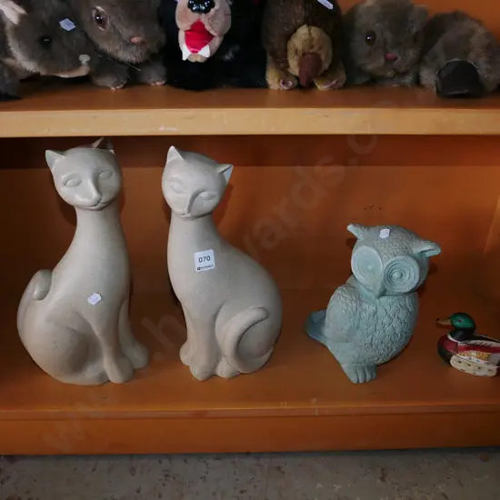 2x composite cat, owl, duck figurines Cat H-340