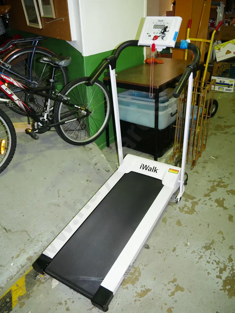 I-Walk treadmill Image 1++