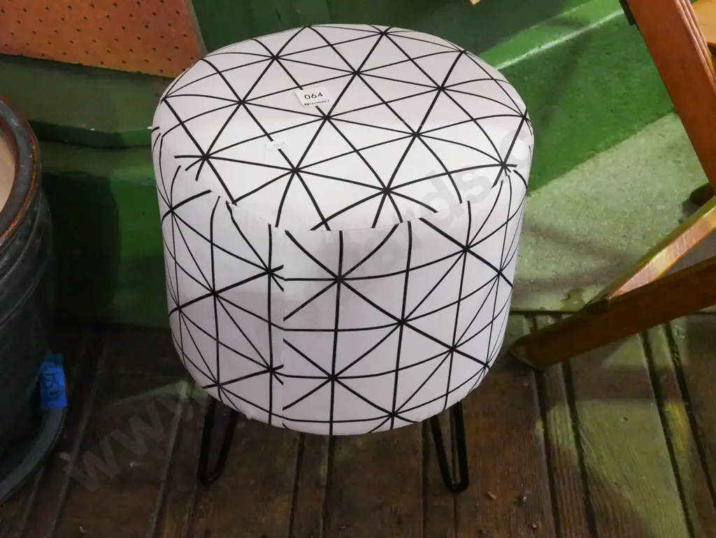 geometric fabric footstool Image 1++
