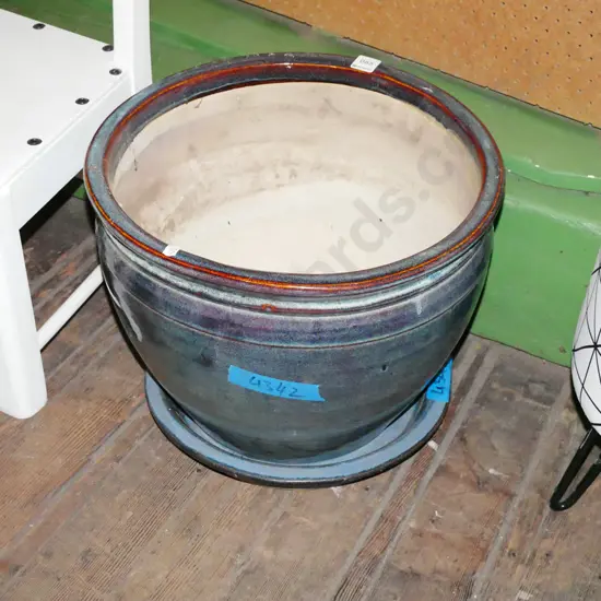 glazed garden planter H-320