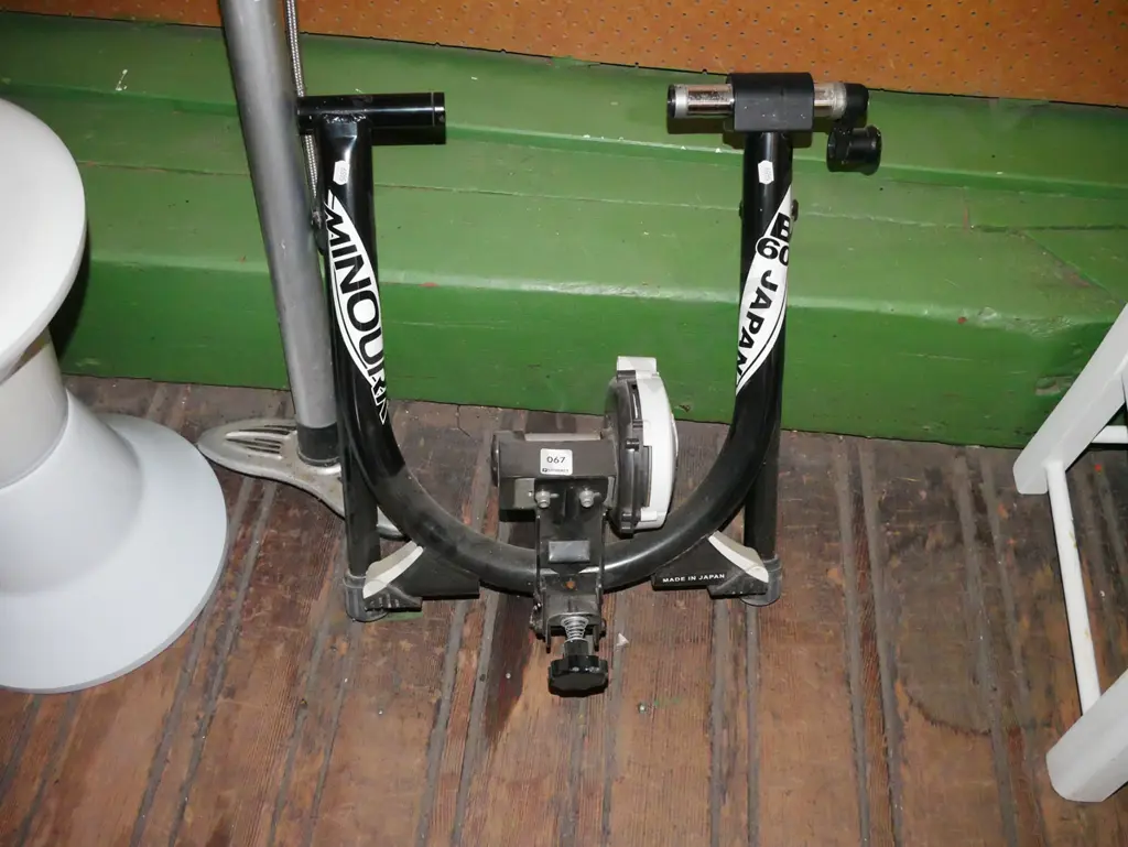 stationery bike trainer Image 1++