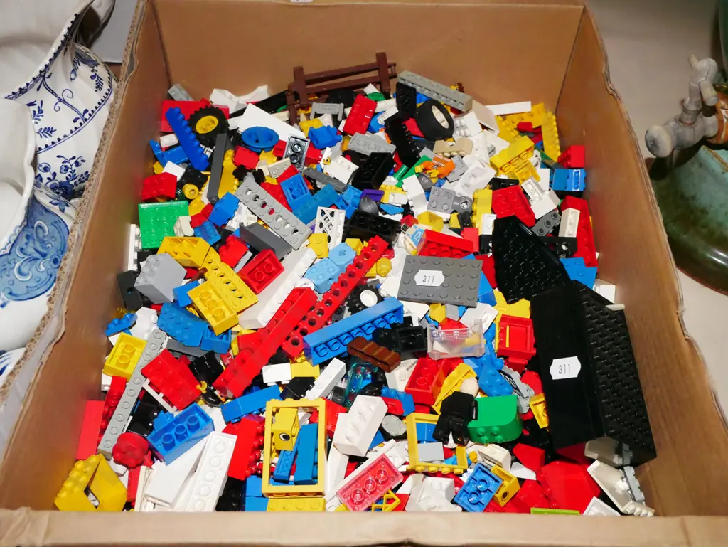 box of Lego Image 1++