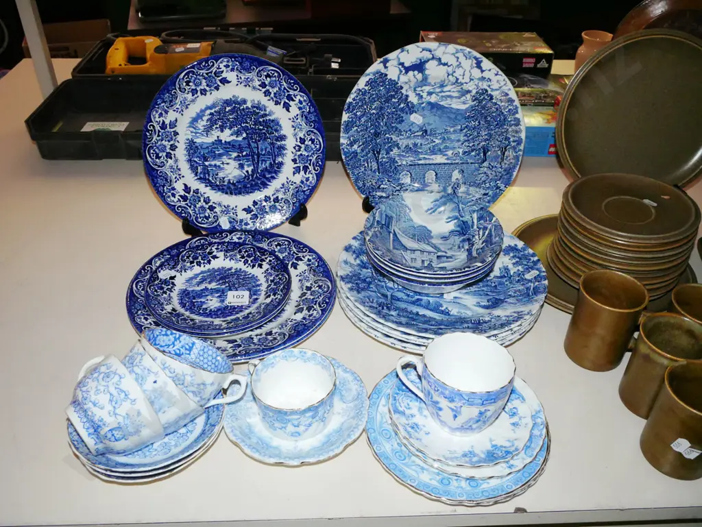blue and white plates, bowls, cups etc Image 1++