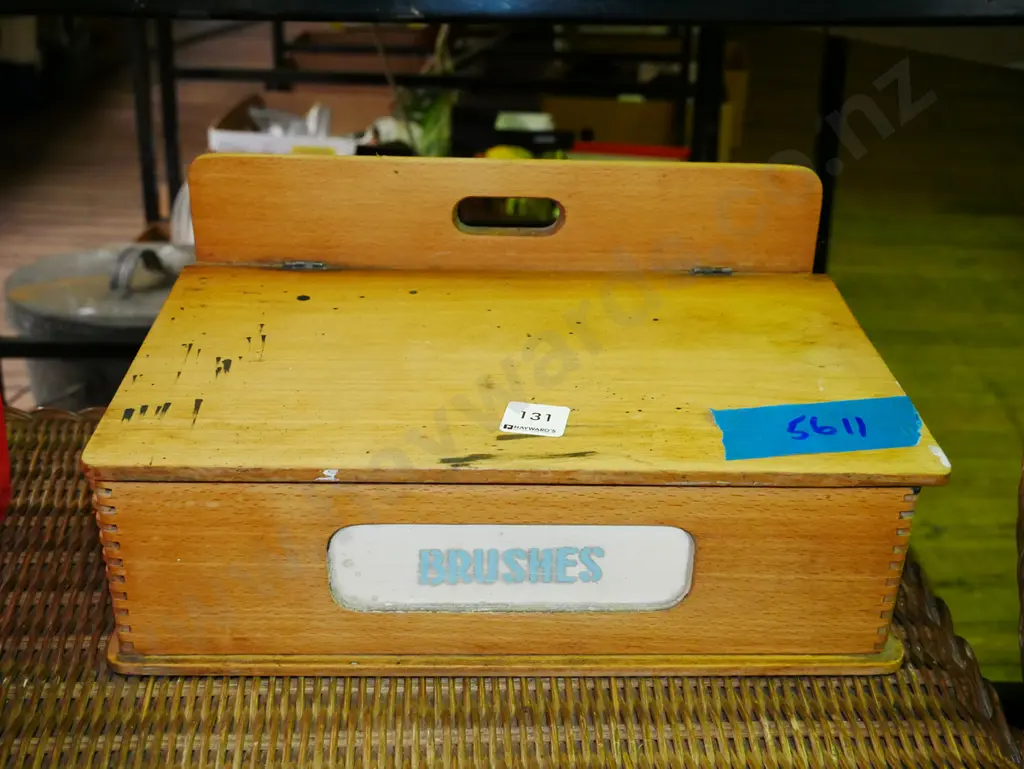 vintage shoe polish box Image 1++