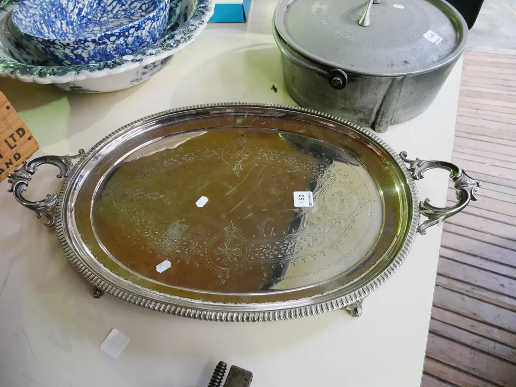 heavy footed plated tray L-600 Image 1++