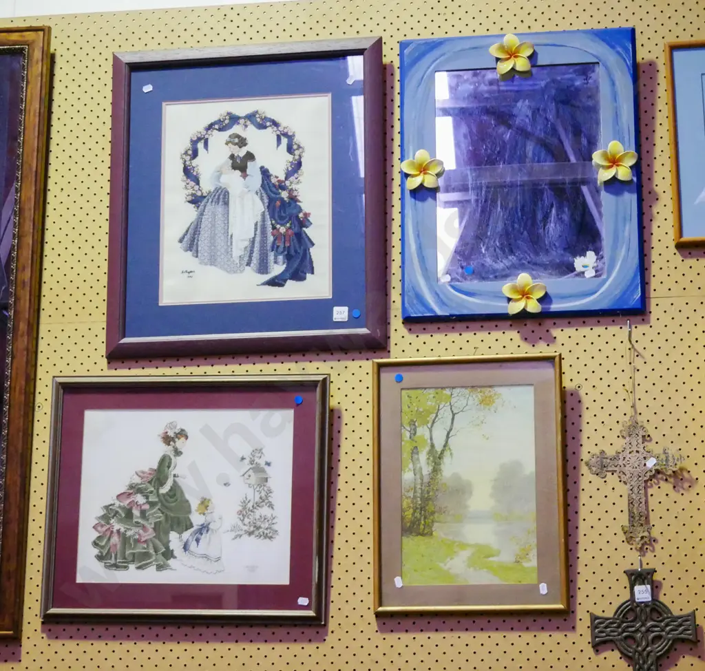 wall mirror, framed print, 2 needleworks - blue dots Image 1++
