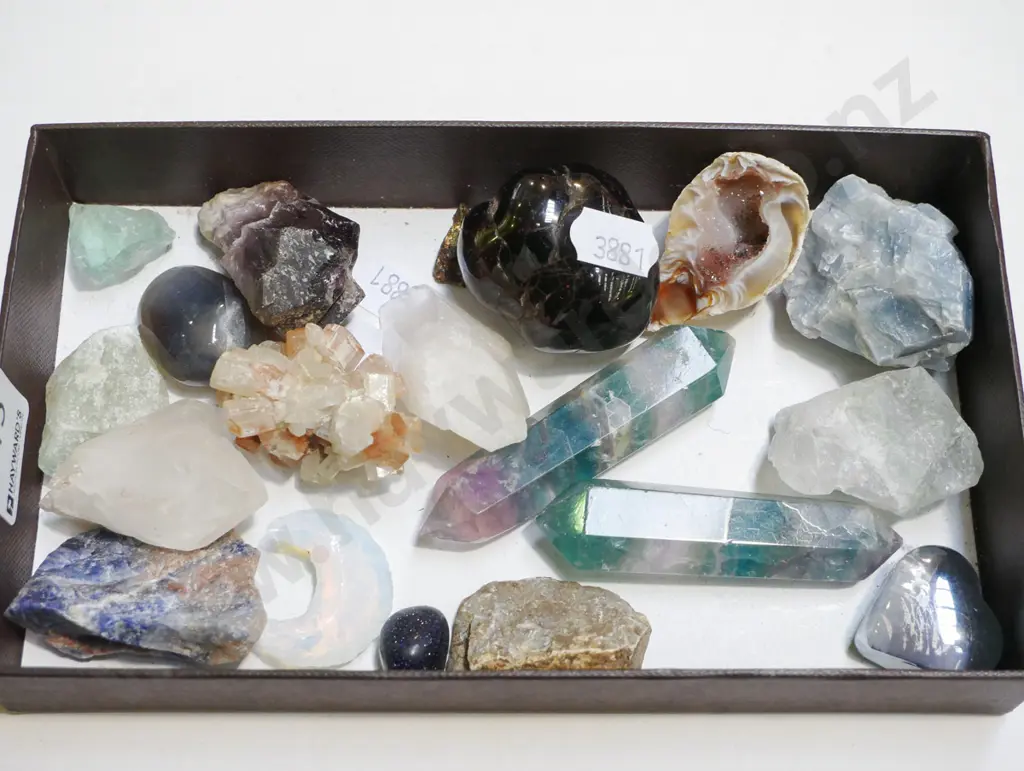 tray of polished gemstones Image 1++