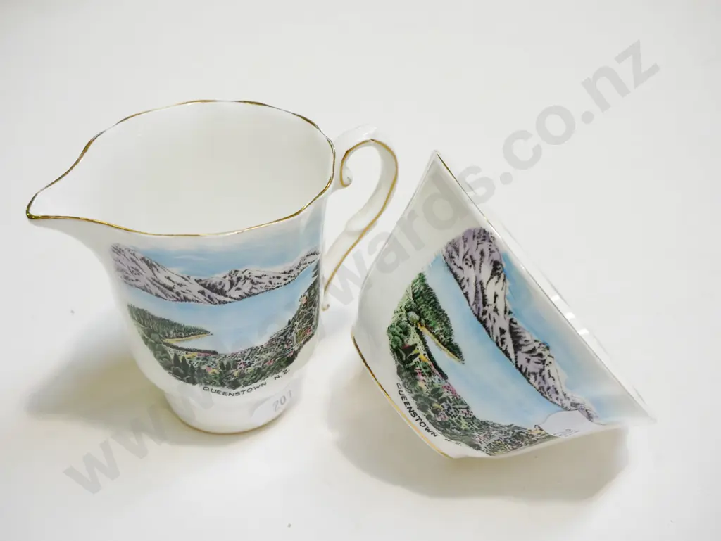 Queenstown souvenir ware creamer and sugar Image 1++