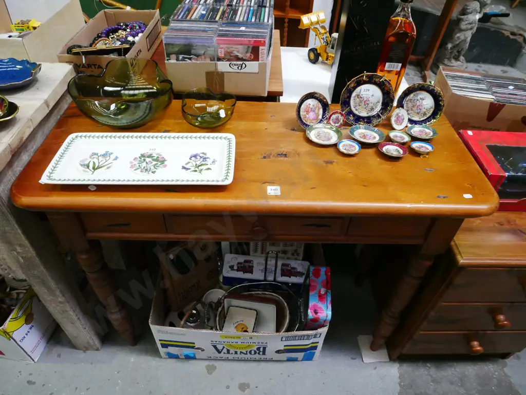 recycled rimu turned leg singler drawer hall table H-760  W-100 D-400 Image 1++