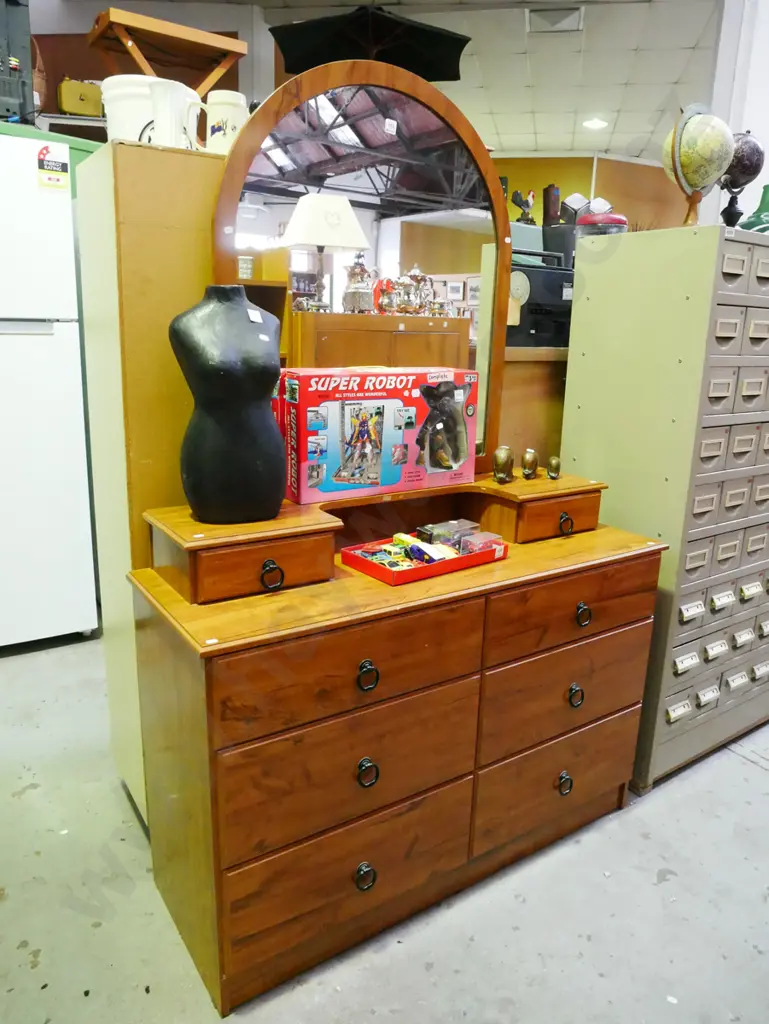 mdf faux wood veneer 8 drawer dresser H-1700 W-1140 D-400 Image 1++
