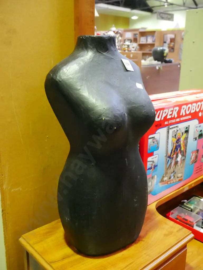 paper mache female torso H-430 Image 1++