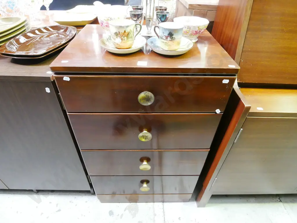 solid rimu 4 drawer chest H-820 W-510 D-400 Image 1++