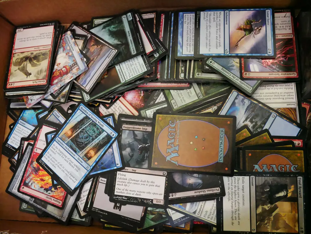 box of Magic player/collector cards Image 1++