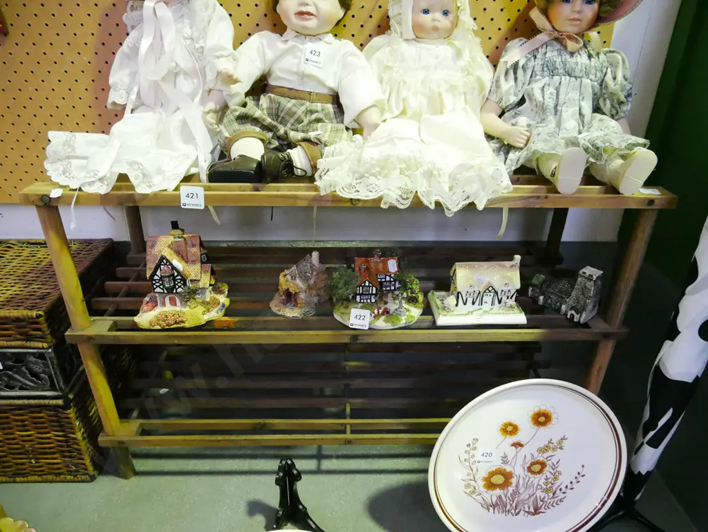 wooden shoe rack Image 1++