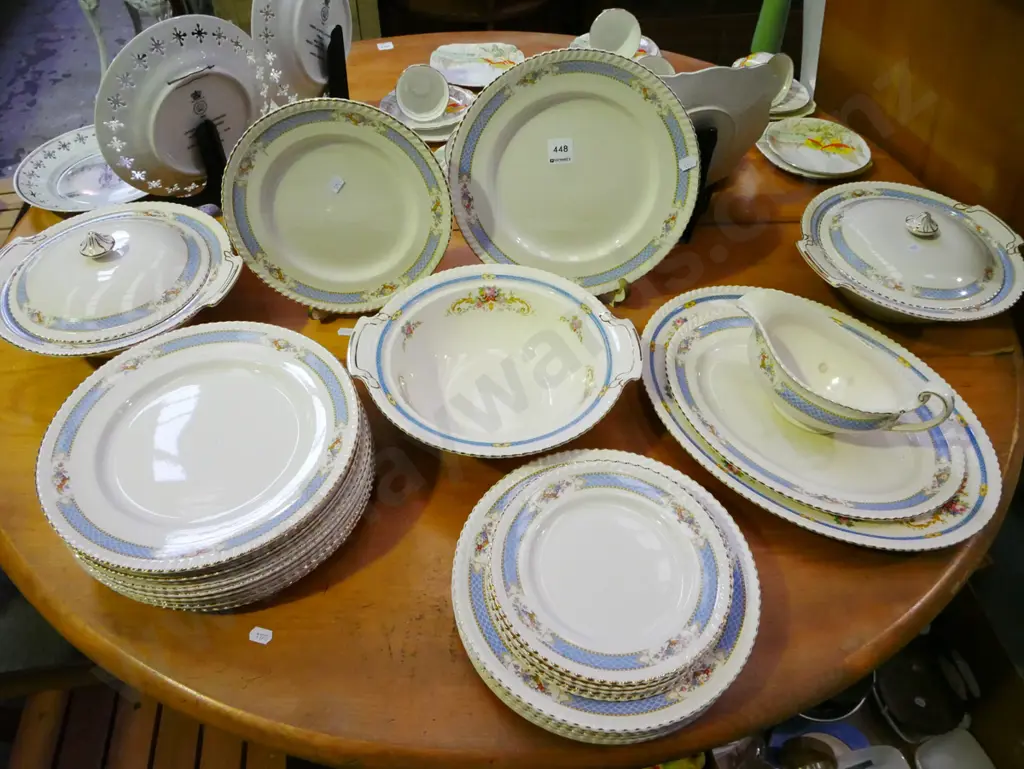 Johnson Bros Old English dinner items, lidded and unlidded veges etc  Image 1++