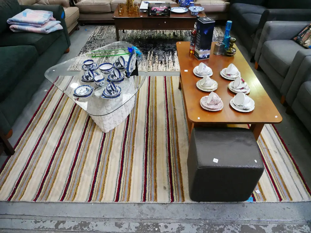 striped floor mat - some stains L-2300 W-1610 Image 1++
