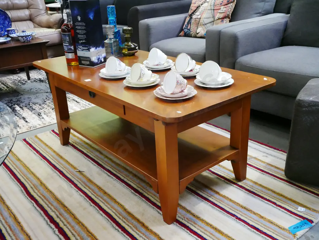 solid wood 2 tier coffee table H-500 W-1200 Image 1++