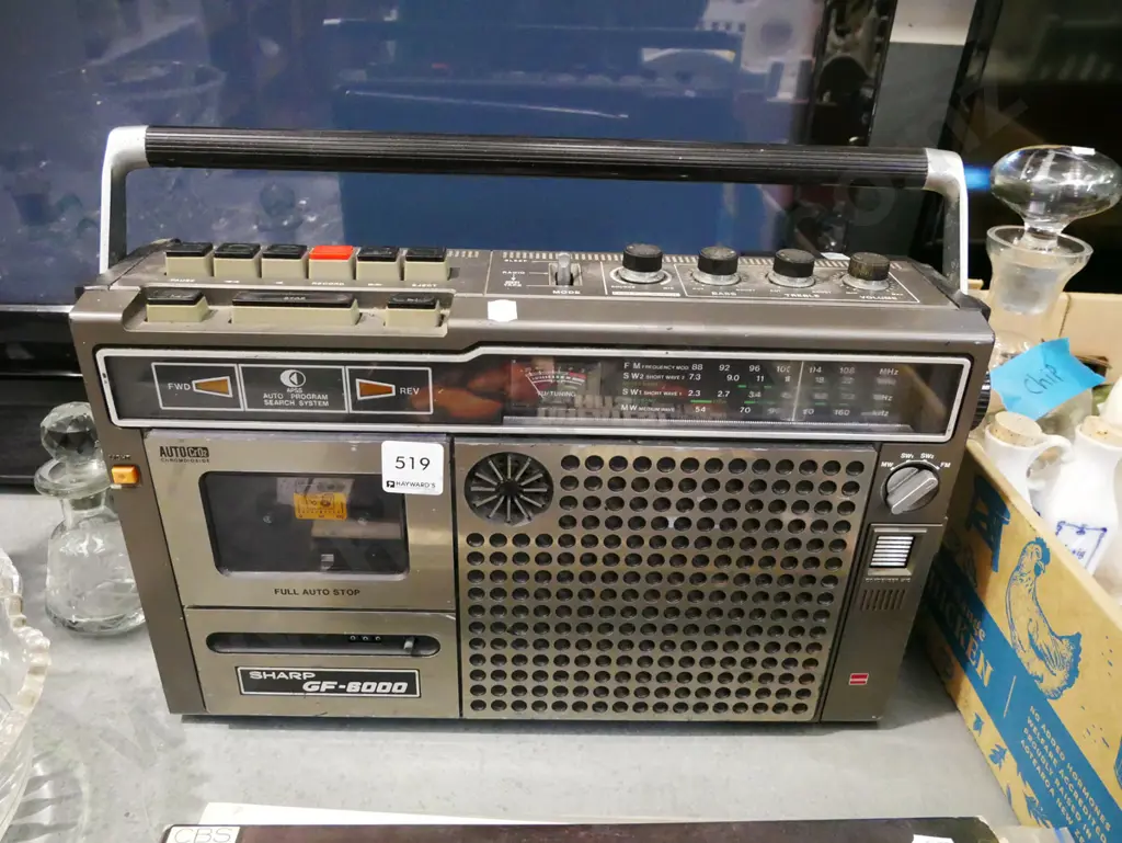 Sharp radio cassette player Image 1++