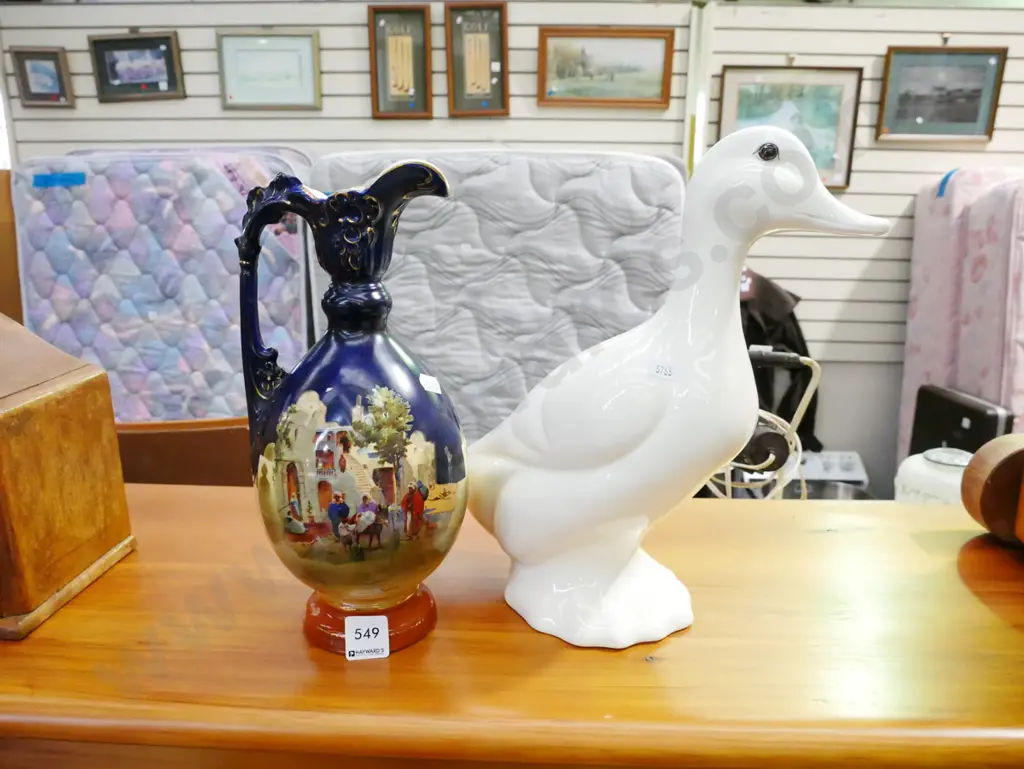 ewer vase, ceramic duck H-300 Image 1++